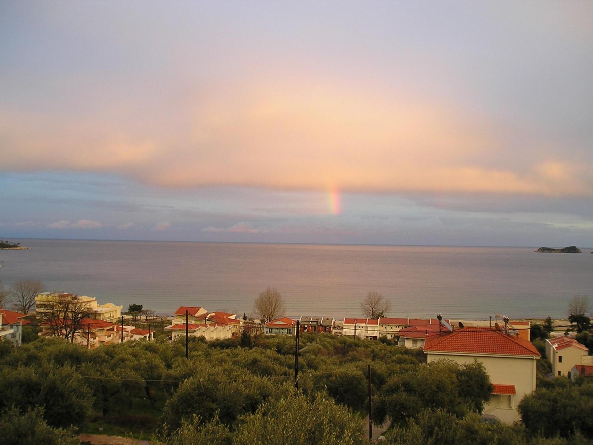 Golden Beach Inn Chrysi Ammoudia Exteriér fotografie