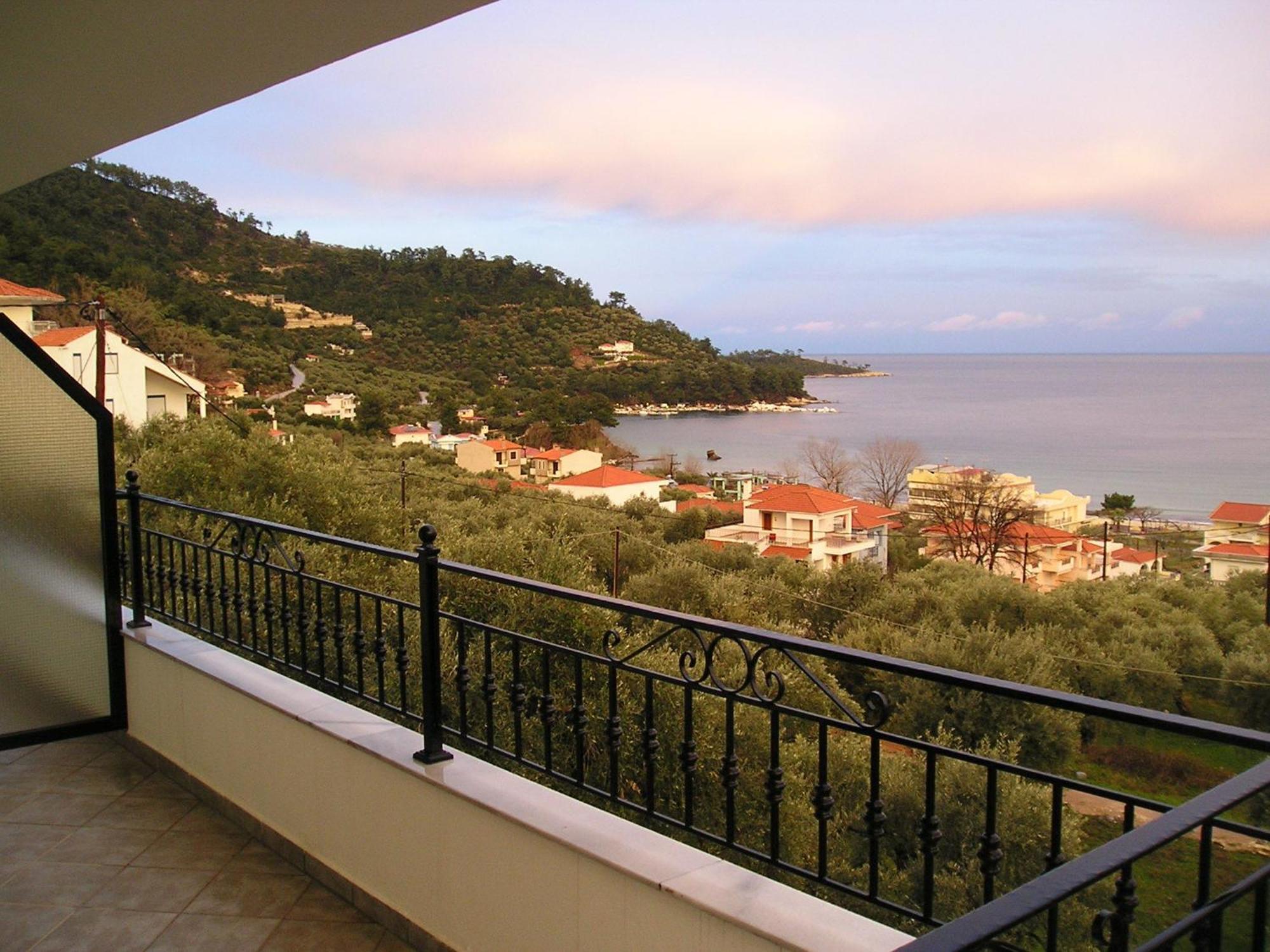Golden Beach Inn Chrysi Ammoudia Exteriér fotografie